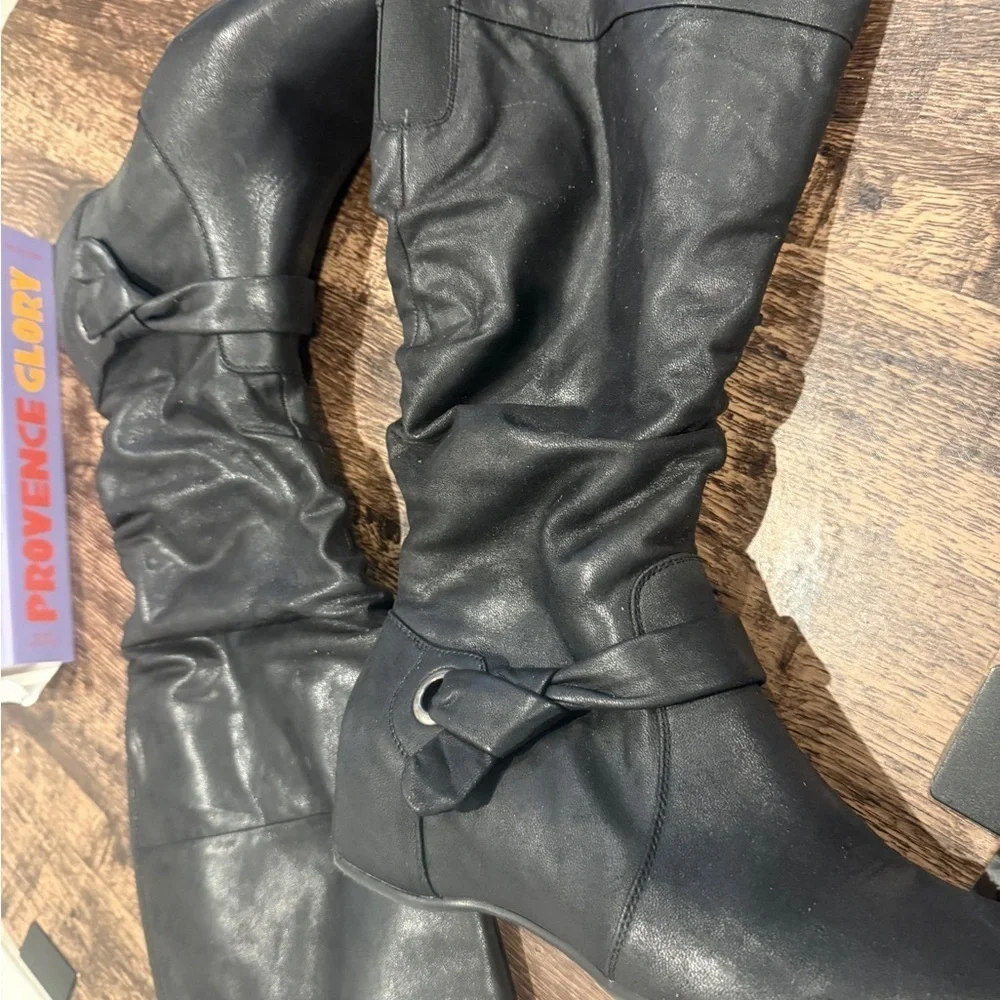 BareTraps Black Over the Knee Boots with Slouchy‎ Design